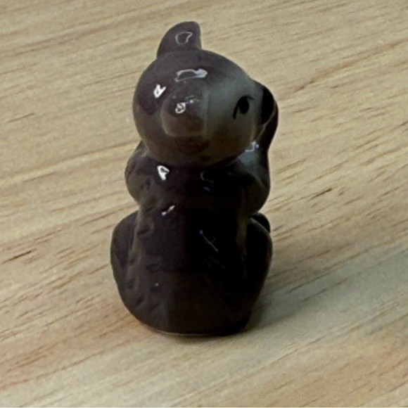 Vintage Bug House Baby Koala Miniature Bone China Figurine Japan - Picture 9 of 14